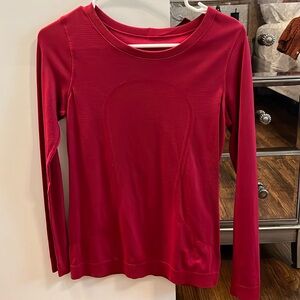 Lululemon Cranberry Long Sleeve